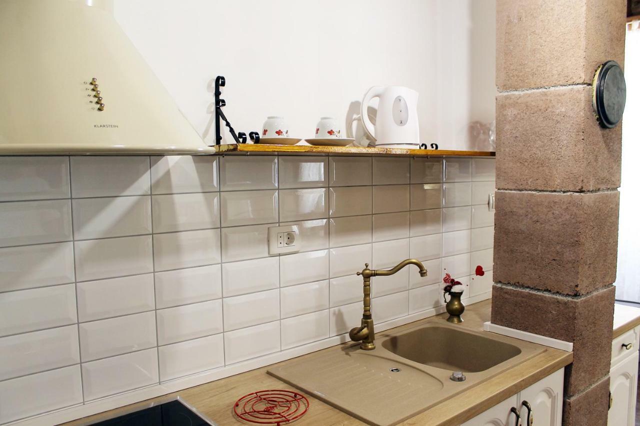 Apartments D&N ヴィス エクステリア 写真
